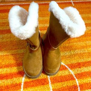 Girl Ugg Boots